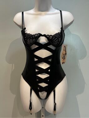 Seven Til Midnight Black Lace Teddy New with Tags Small Lingerie Bodysuit